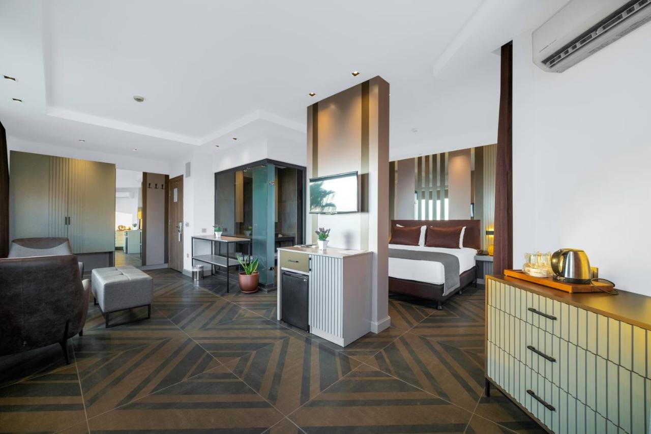Hotell Riviera & Alanya