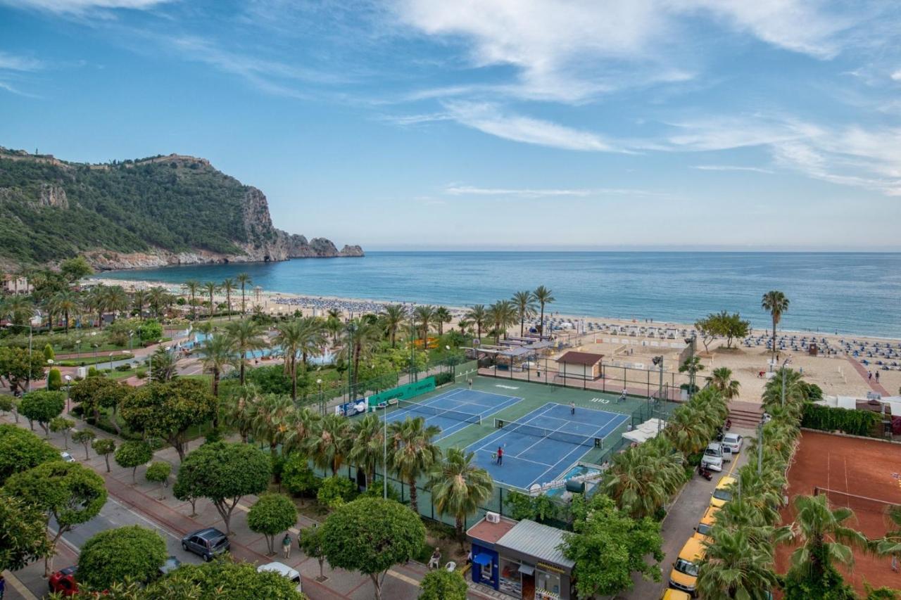 Riviera & Hotell